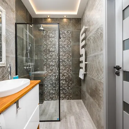 Appartement Ursus Luna By Bookinghost