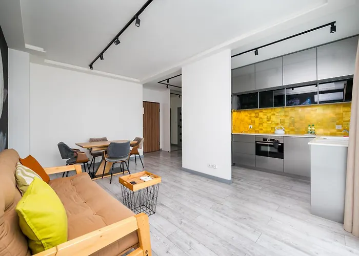 Apartment Ursus Luna By Bookinghost